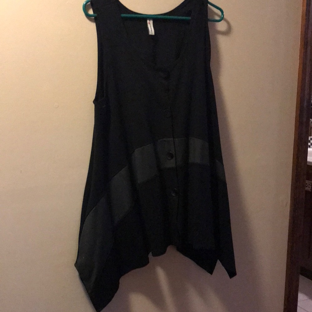 Fat Hat heavy cotton black trim vest